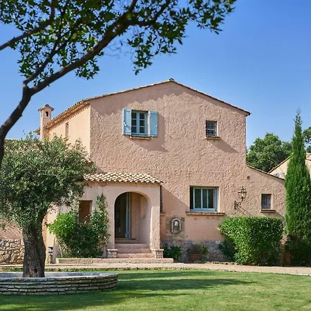 Les Mourlayes Villa